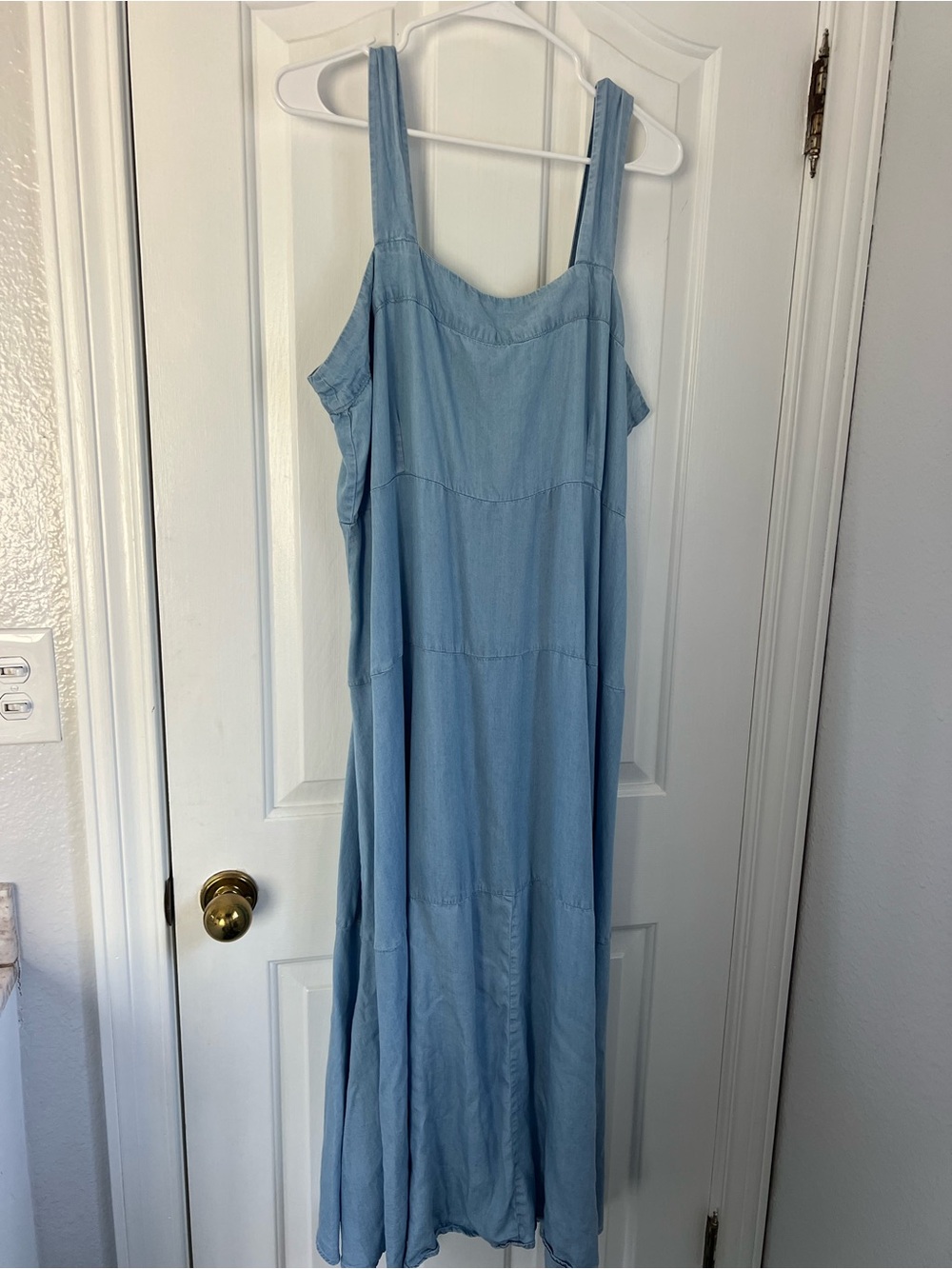 Vince Camuto Light Blue Sleeveless Maxi Dress